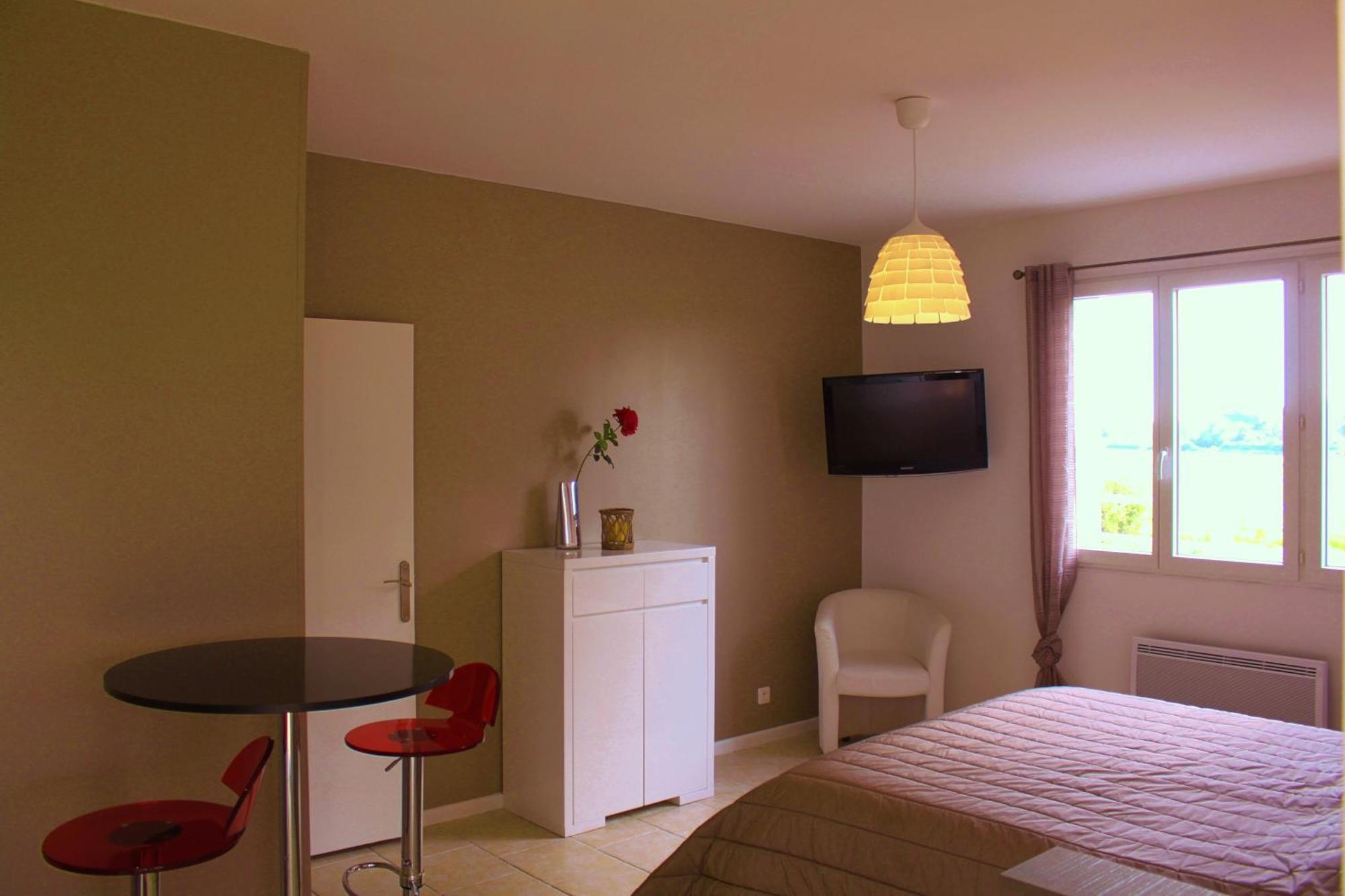 Le Haras Du Favry Apartamento Palinges Exterior foto
