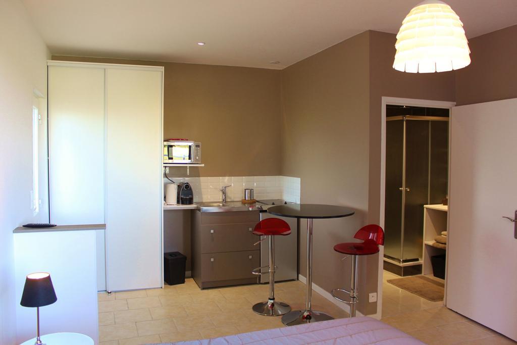 Le Haras Du Favry Apartamento Palinges Exterior foto